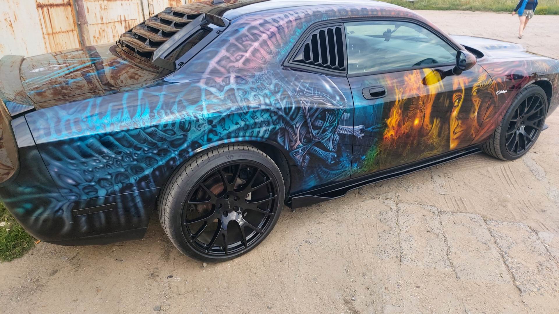 04