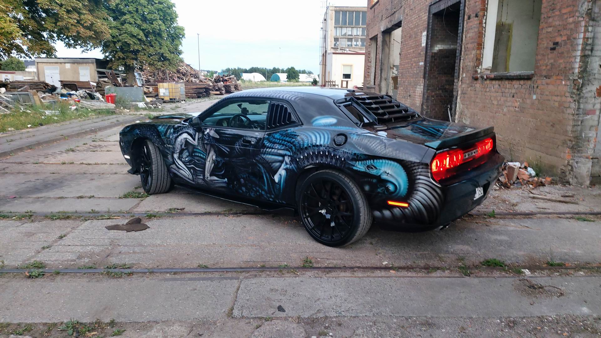 32